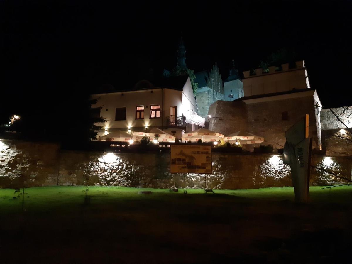 Kamienica Przy Bramie Hotell Opatow  Exteriör bild