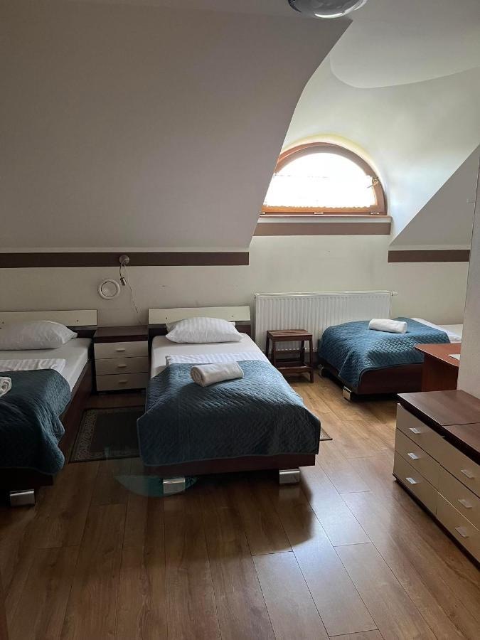 Kamienica Przy Bramie Hotell Opatow  Exteriör bild