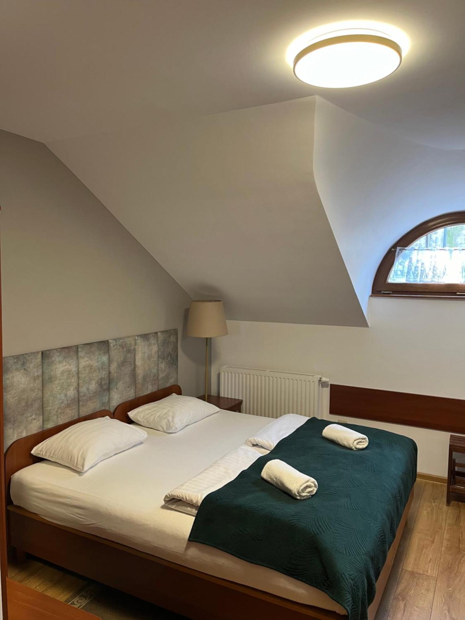 Kamienica Przy Bramie Hotell Opatow  Exteriör bild