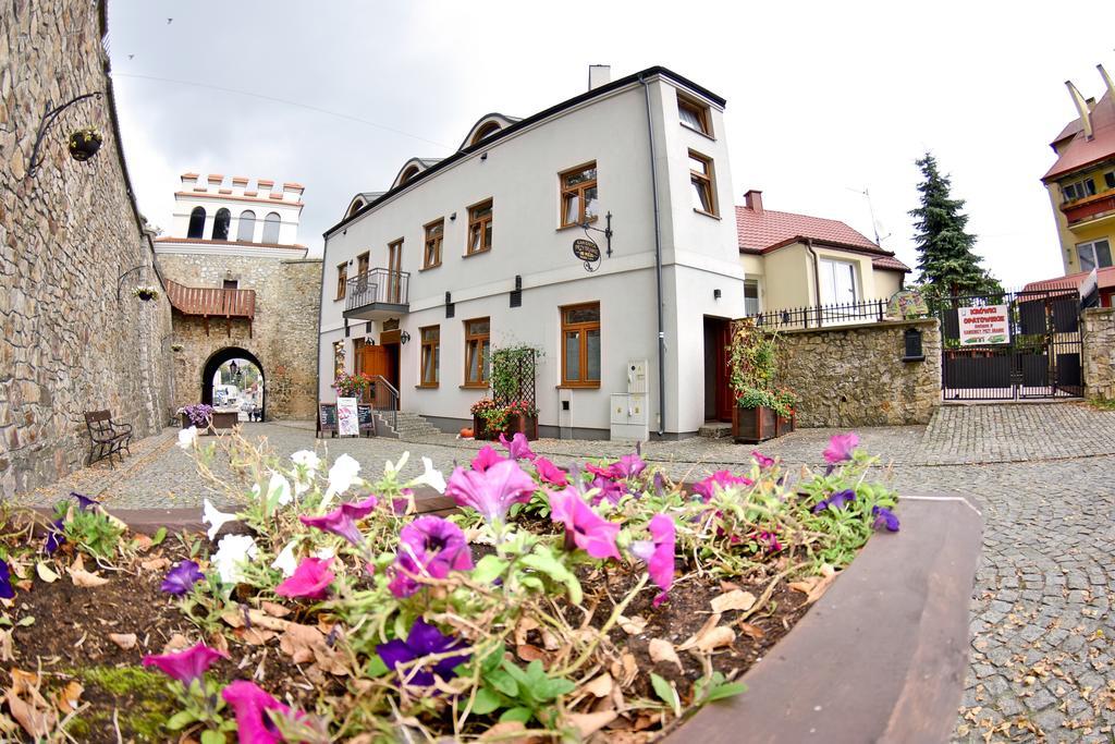 Kamienica Przy Bramie Hotell Opatow  Exteriör bild